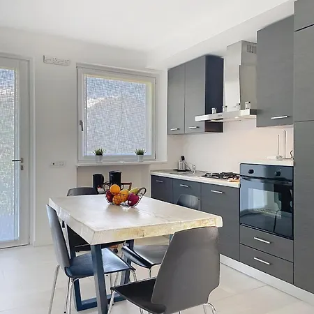 Titti - Gla133 By Interhome * Gera Lario